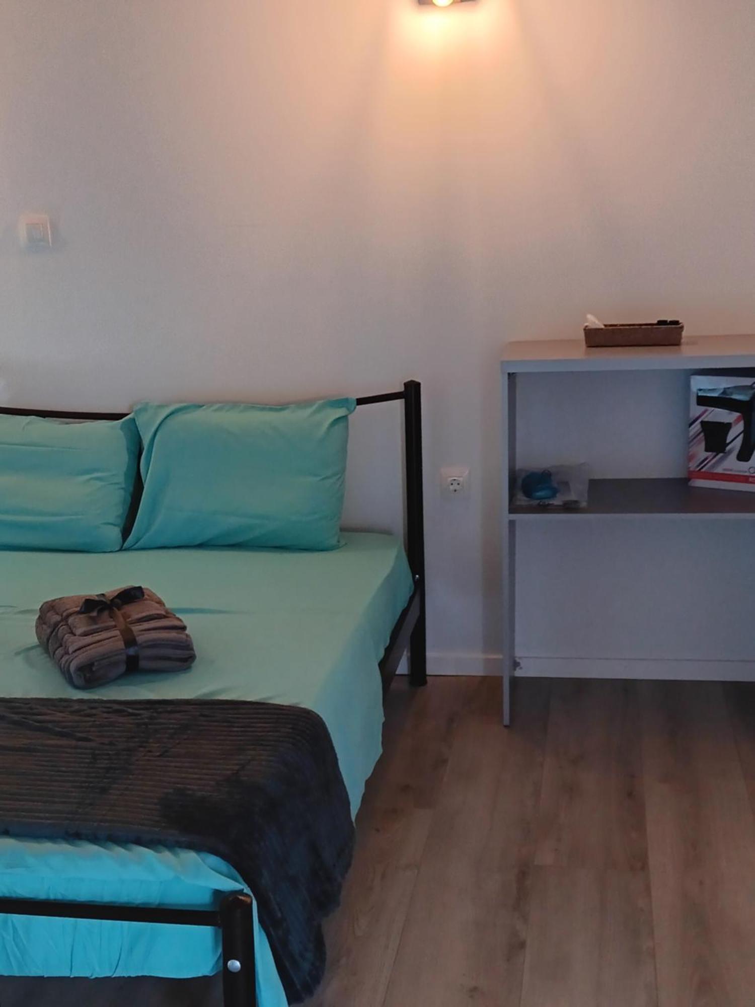 Tolis Rooms Химара Экстерьер фото