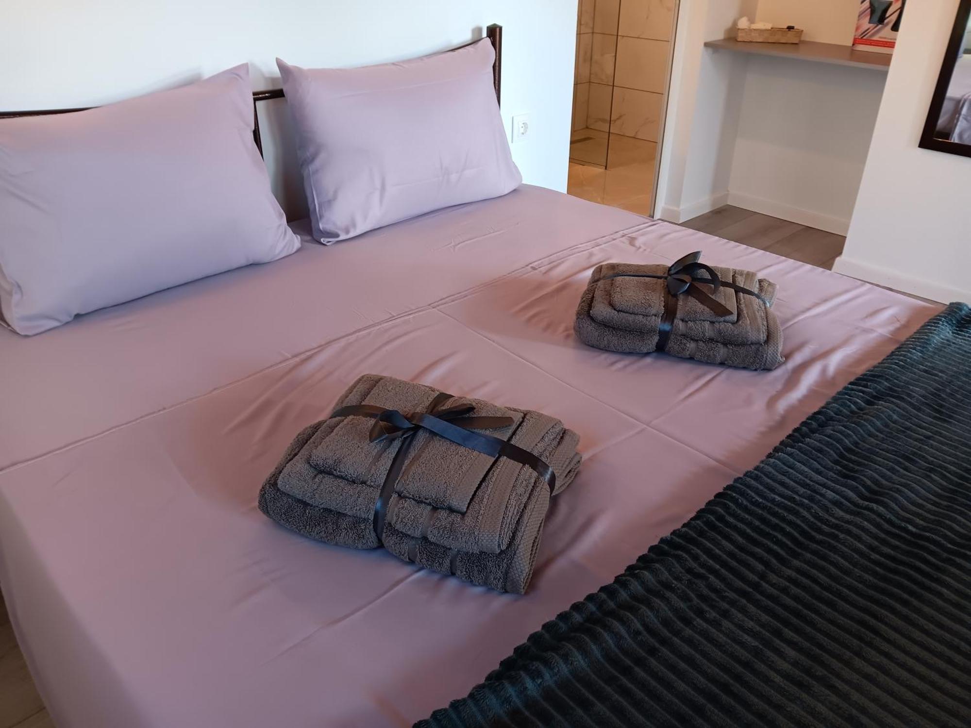 Tolis Rooms Химара Экстерьер фото