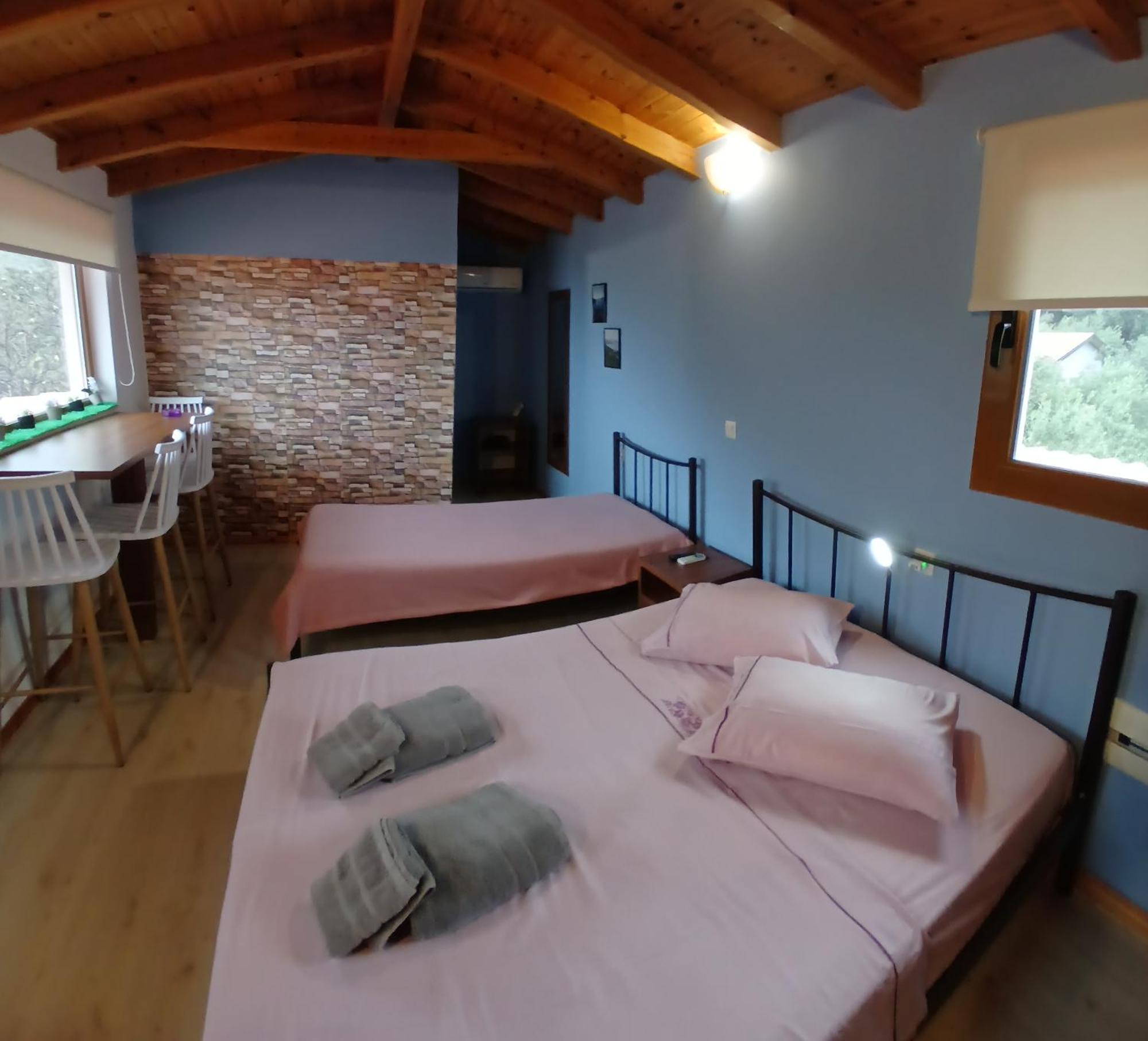 Tolis Rooms Химара Экстерьер фото