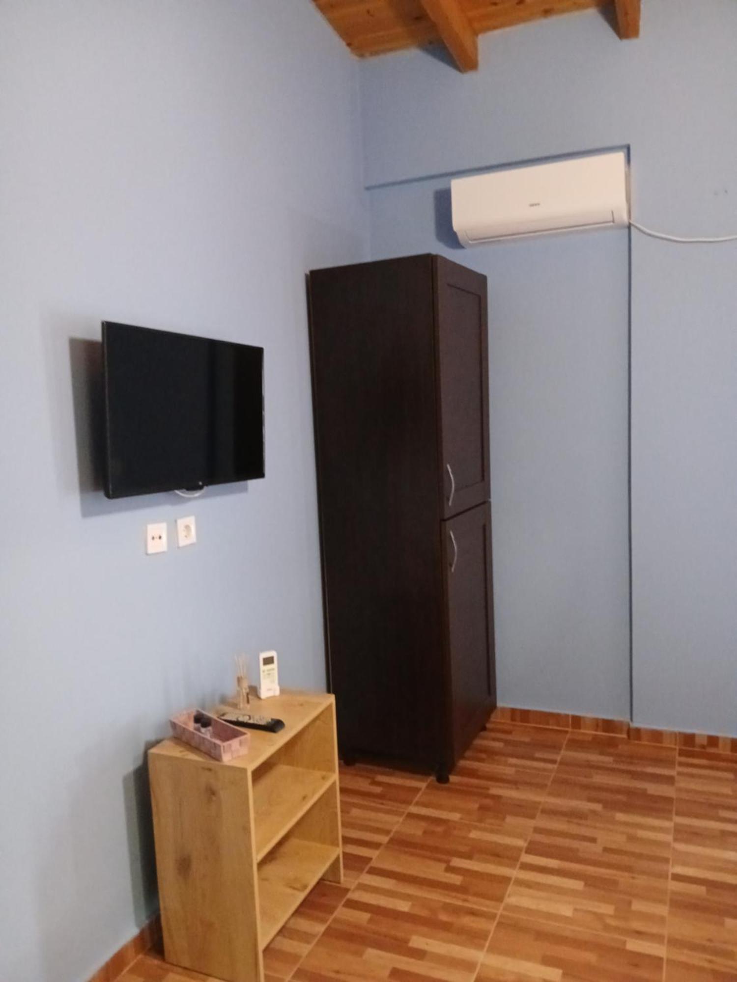 Tolis Rooms Химара Экстерьер фото