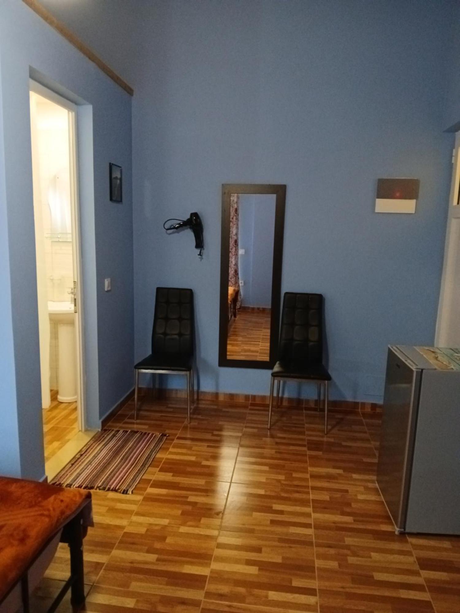 Tolis Rooms Химара Экстерьер фото